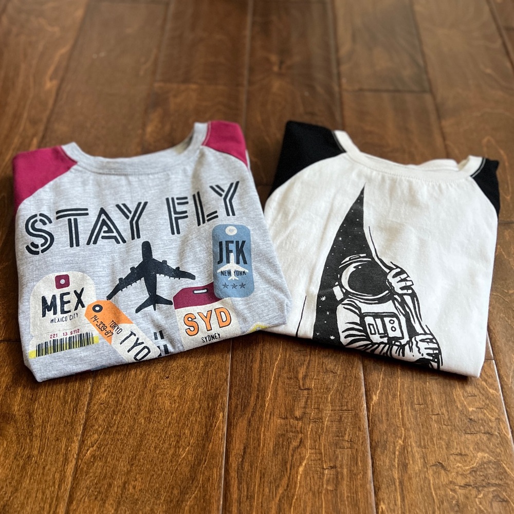 Olin & Ivy Set of 2 boys long sleeve shirts Airplanes and Astronauts Large